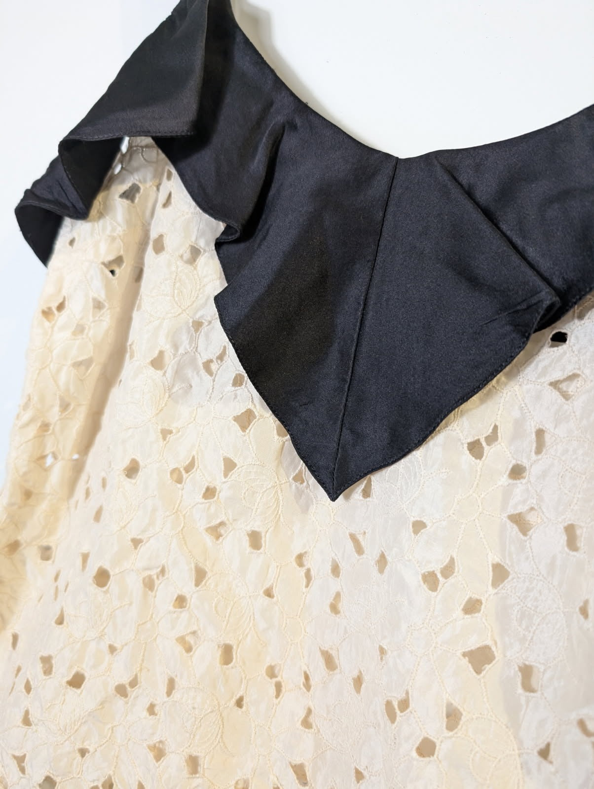 Fleur Wood Silk Lace Camisole - Cream & Black Ruffle Trim Size 2 - Image 6
