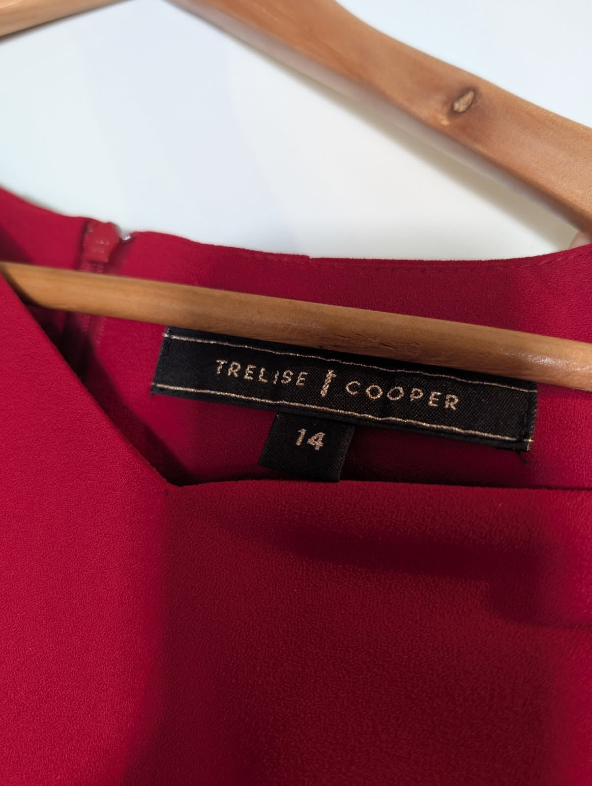 Trelise Cooper The Shape Of You Dress - Red V-Neck Long Sleeve Sheath Size 14 - Image 7