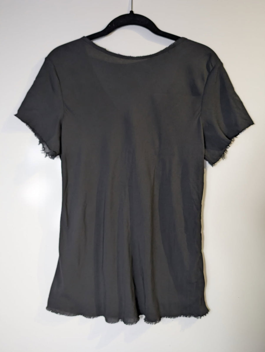 Willow V-Neck T-Shirt Black Raw Edge Detail - Image 2