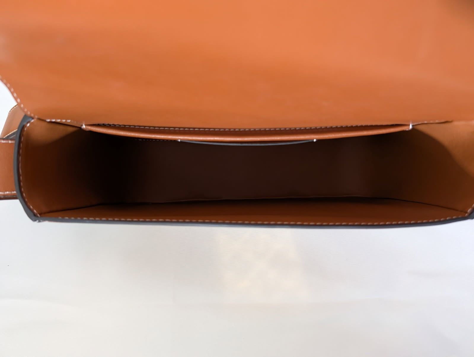 Oroton Leather Shoulder Bag - Tan with Gold Tone Hardware - Image 2