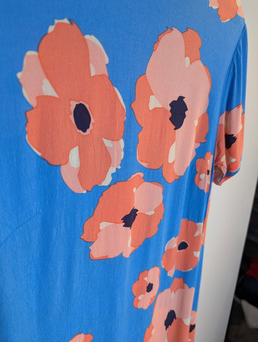 Mister Zimi Floral High-Low Dress Blue & Peach Poppy Print - Image 2