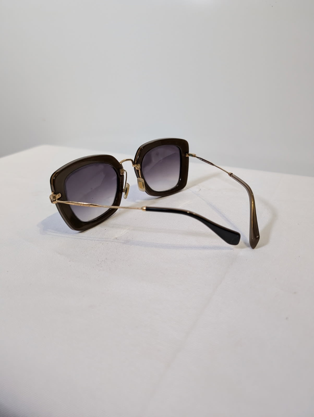 Miu Miu SMU 07O Sunglasses Black Gradient Gold Frame - Image 2