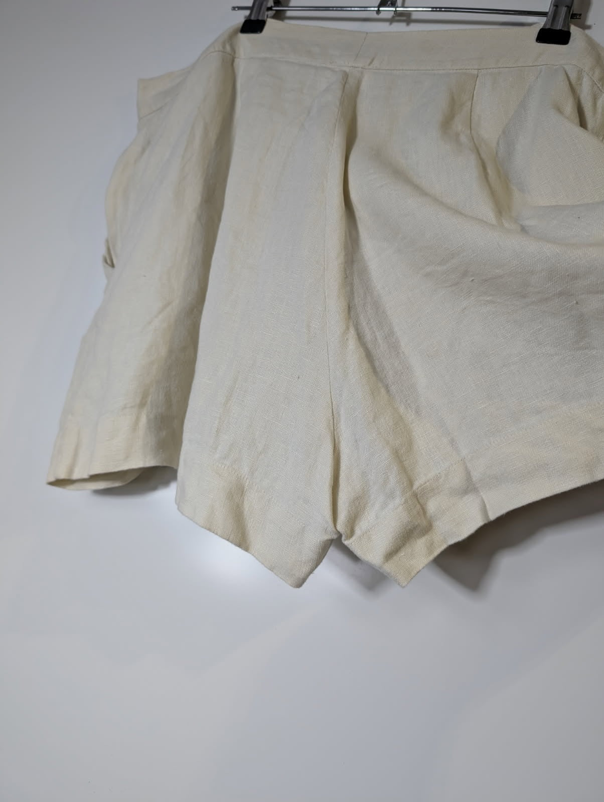 Posse High-Waisted Linen Shorts Cream Size M - Image 2
