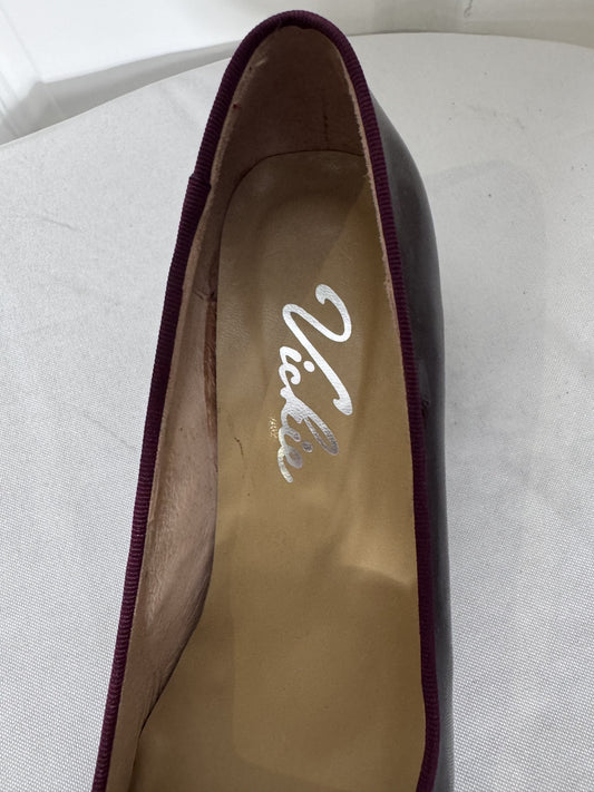 Salvatore Ferragamo Vara Low Heel Pumps - Deep Plum Patent Leather - Image 2