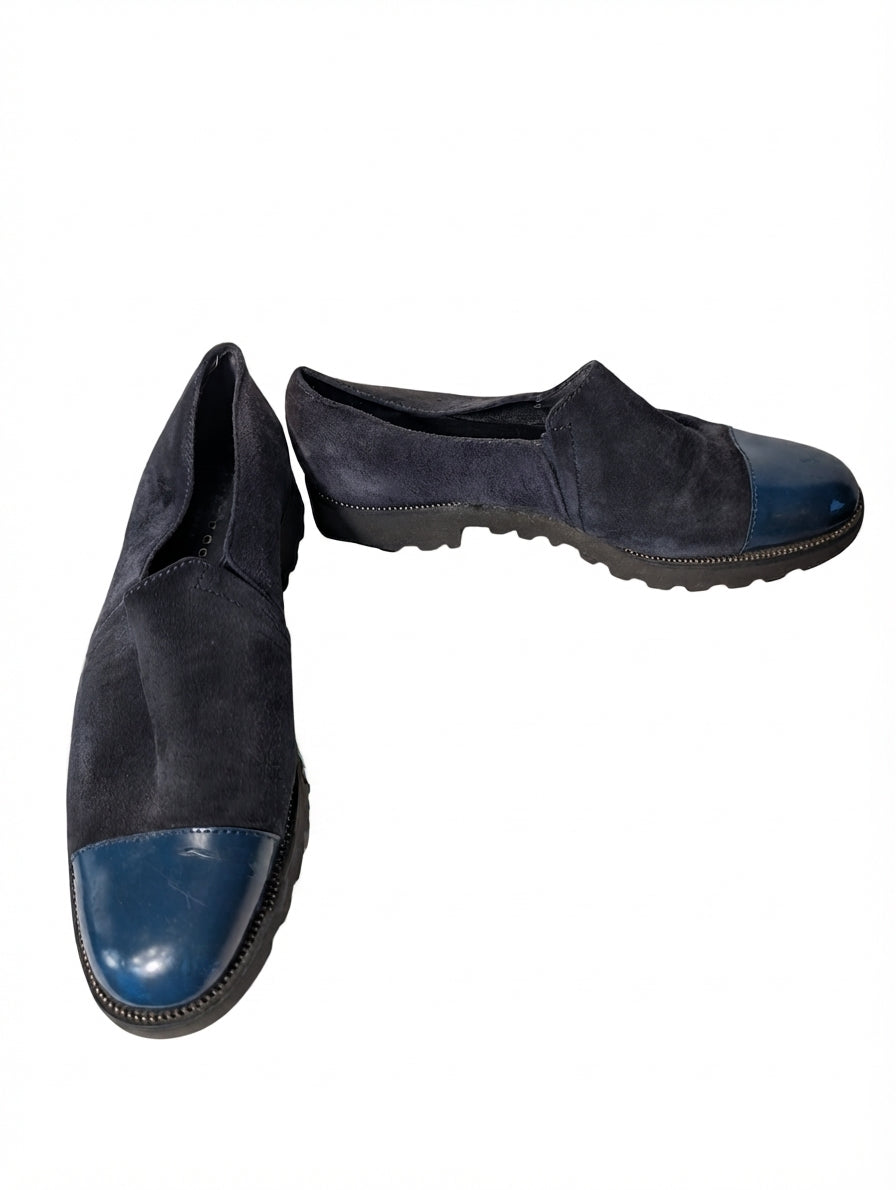 Carucci Roma Suede and Patent Leather Cap-Toe Loafers Black Blue EU 38