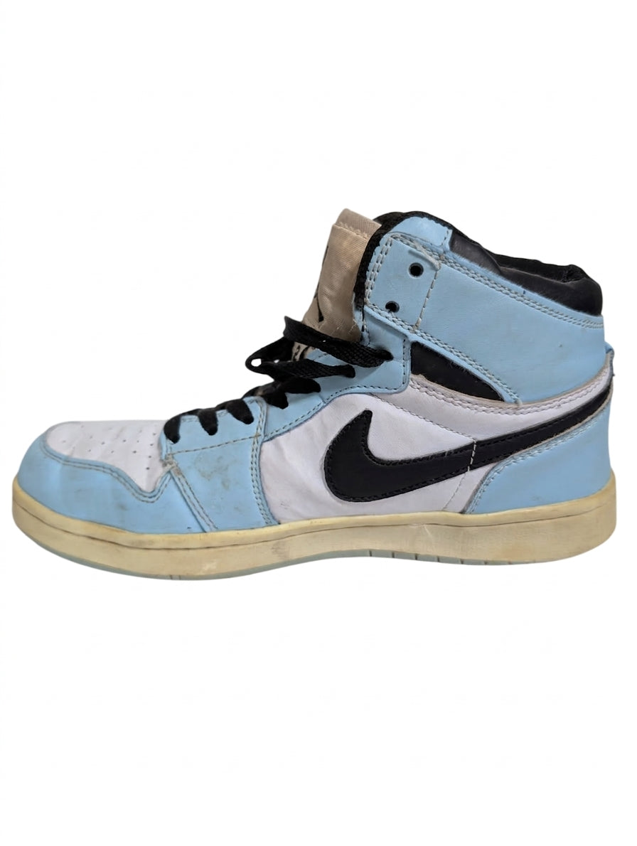 Nike Air Jordan 1 Retro High OG UNC Women's US 6