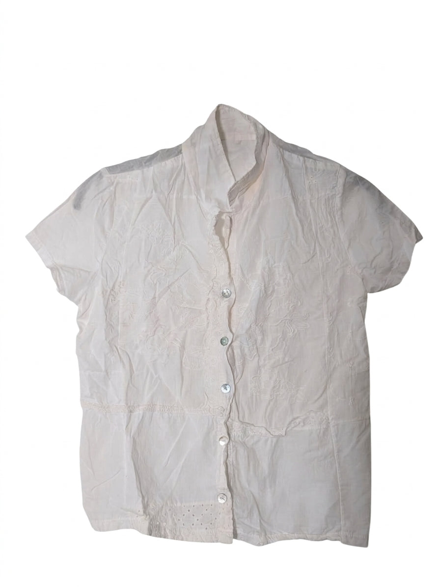 Lee Mathews White Embroidered Short Sleeve Button-Down Blouse - Size 2 - Image 1