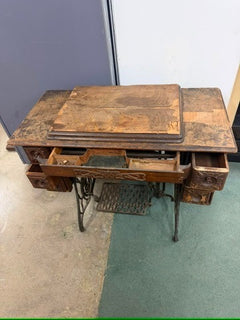 Antique Singer Treadle Sewing Machine Cabinet - Decorative Wood Table - Image 3