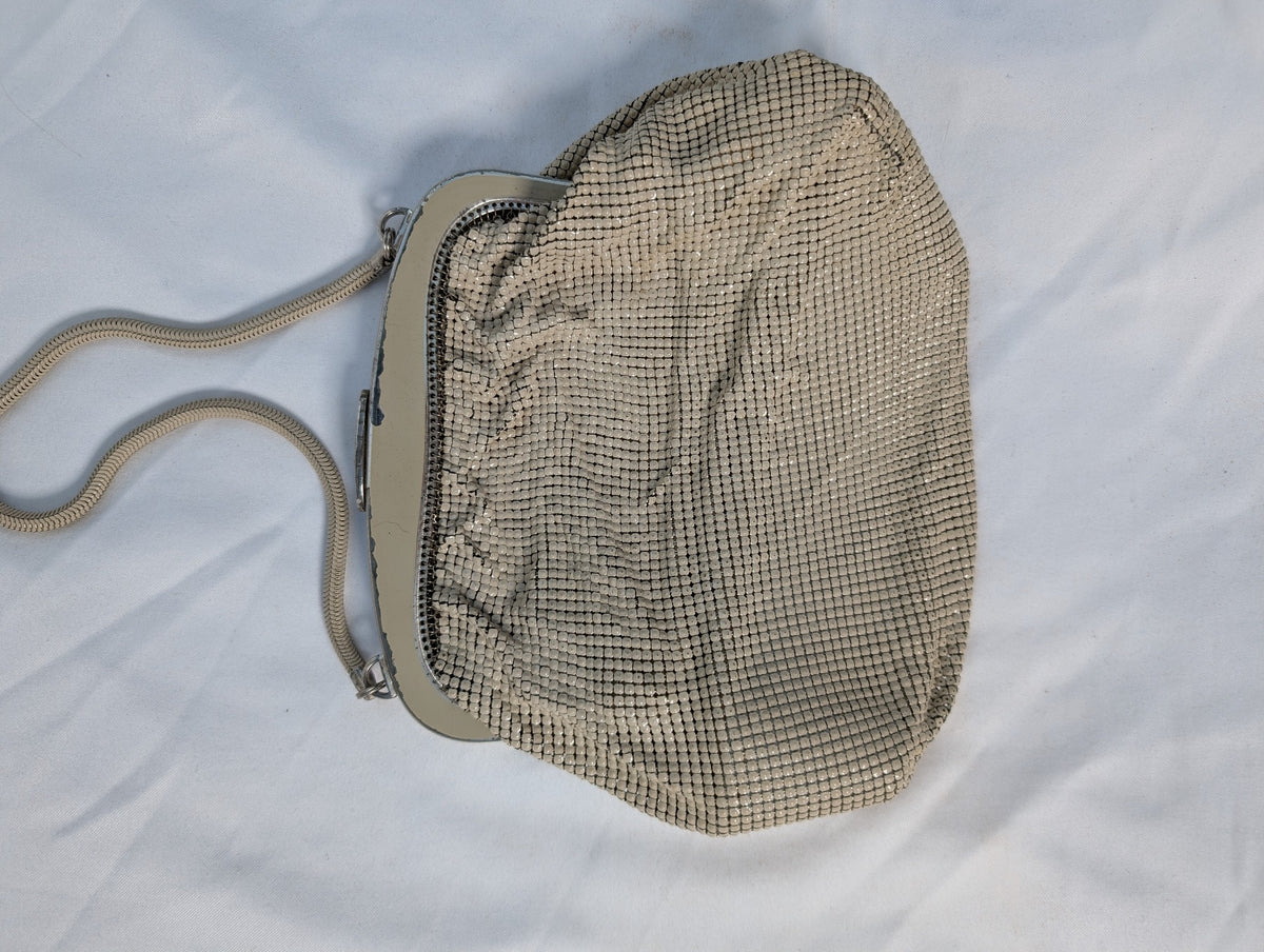 Glomesh Vintage Mesh Clutch Handbag Cream - Image 3