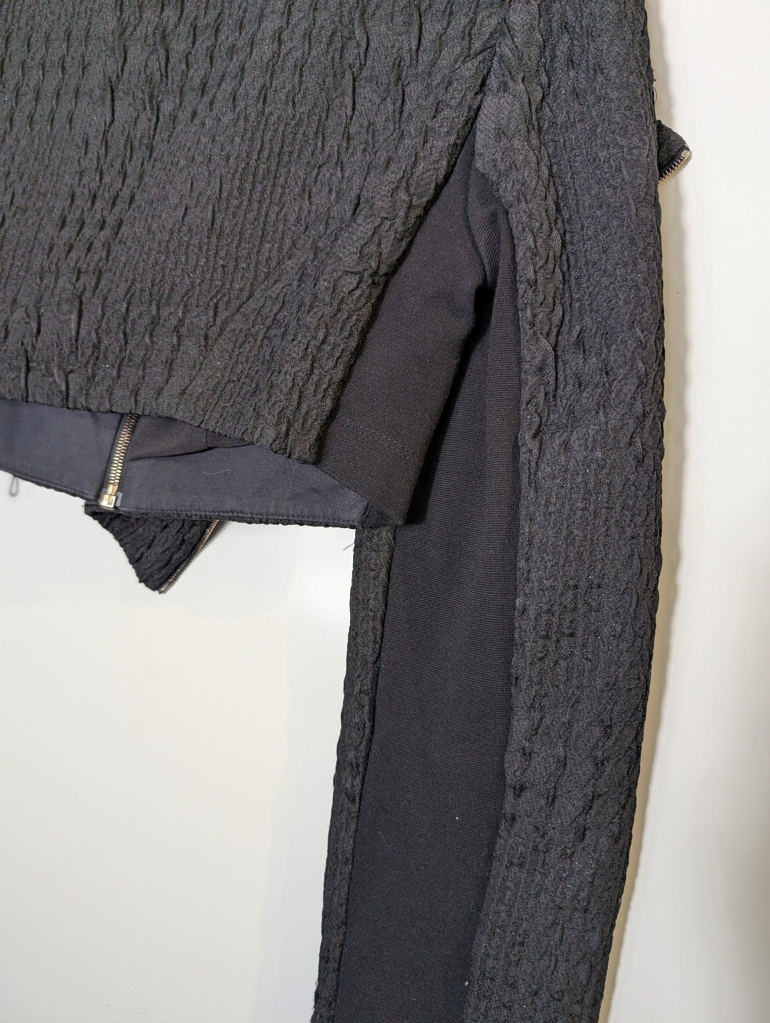 Willow Cropped Zip Jacket Black Textured - Image 7