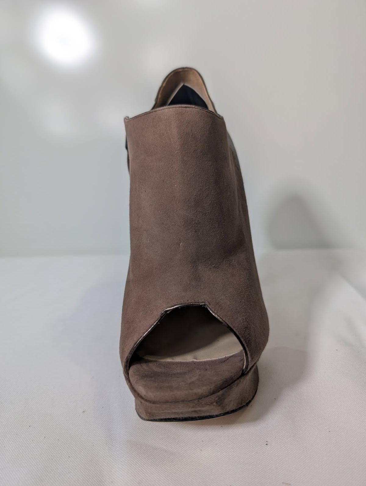 Nicholas Kirkwood Suede & Metallic Leather Peep-Toe Platform Booties Size 38.5 - Image 5