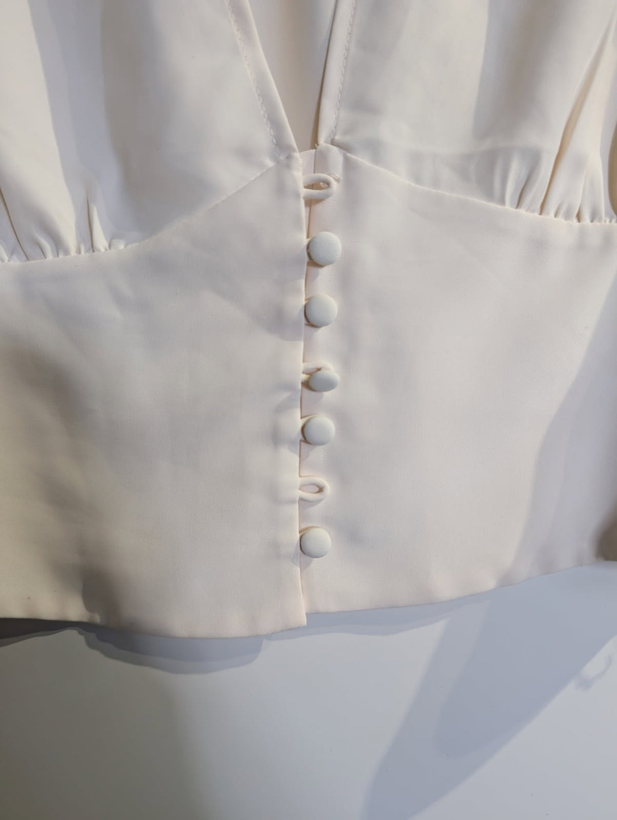 Reiss V-Neck Button-Front Blouse Cream Women's UK 8 - Image 3
