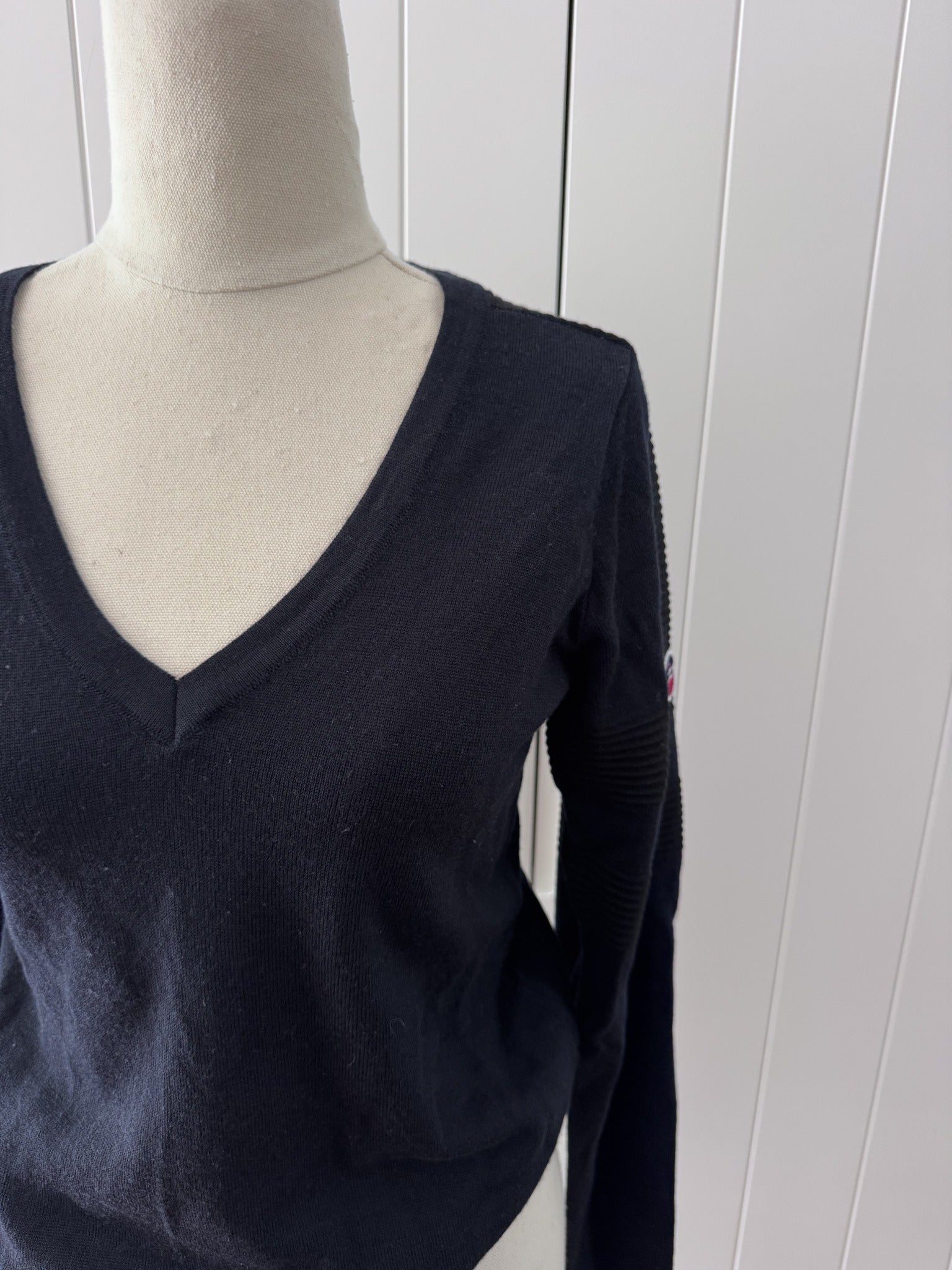 Fusalp Women's Black V-Neck Sweater - Ribbed Sleeve Detail - Image 8