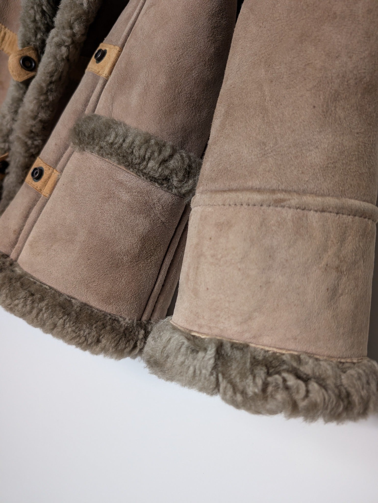 Scaffa Vintage Shearling Toggle Coat Tan Size 26 - Image 3