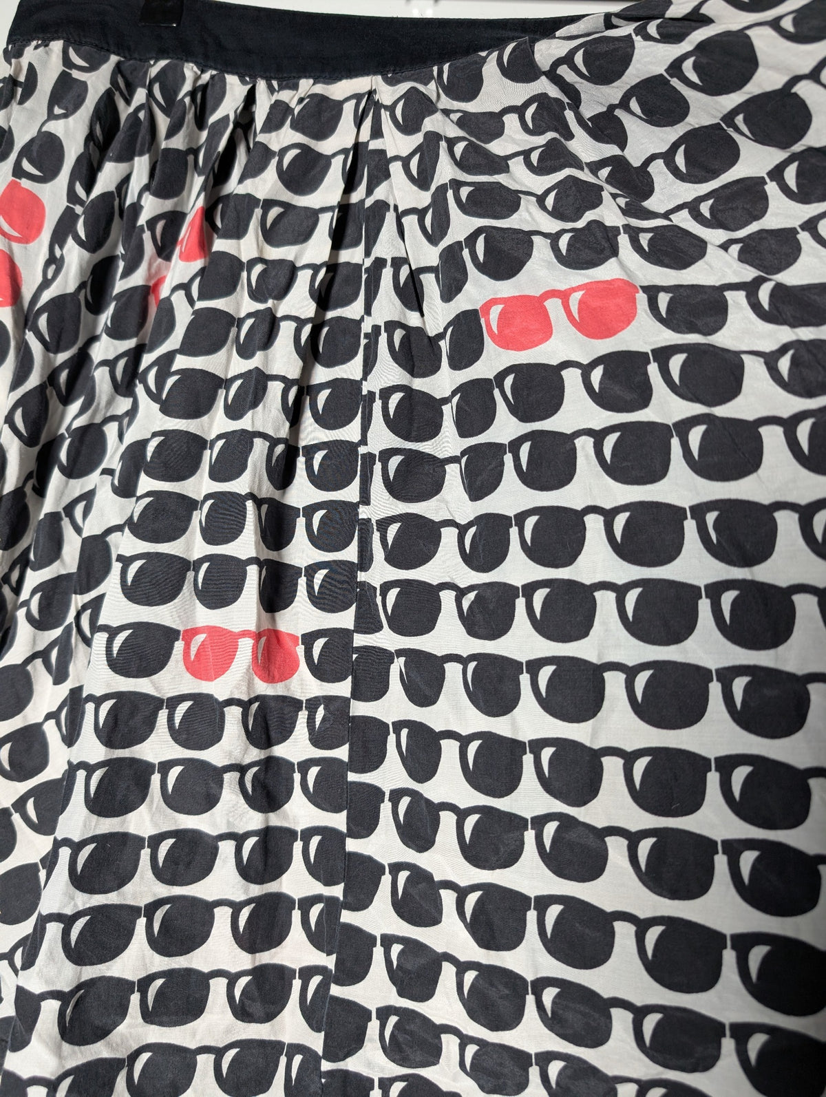 Ginger & Smart Pleated Skirt Sunglasses Print AU 14 - Image 2