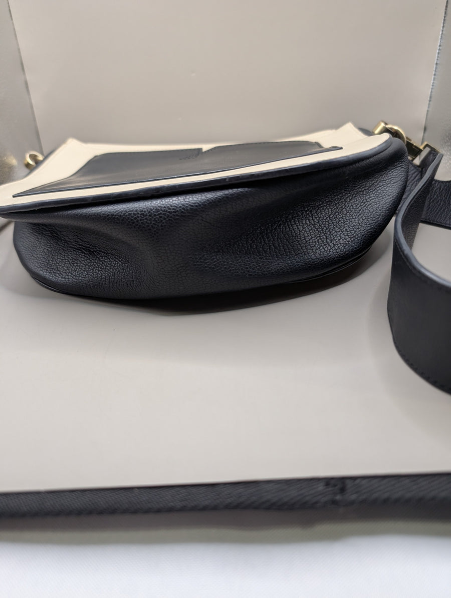 Ginger & Smart Leather Saddle Crossbody Bag Cream & Navy - Image 5