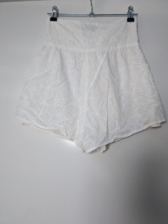 Lioness Eyelet Tie-Front Shorts White Women's XS - Image 4