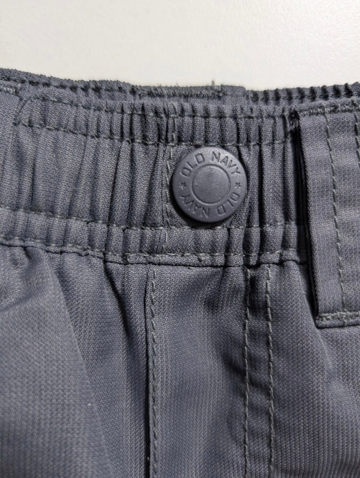 Old Navy Insulated Snow Pants Grey Size 5T - Image 3