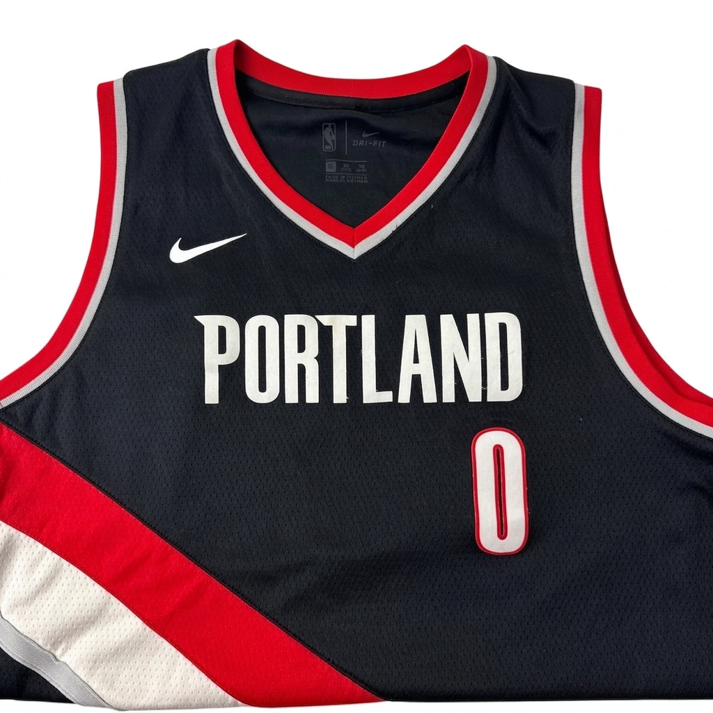 Nike Portland Trail Blazers Damian Lillard #0 Swingman Basketball Jersey - Image 1