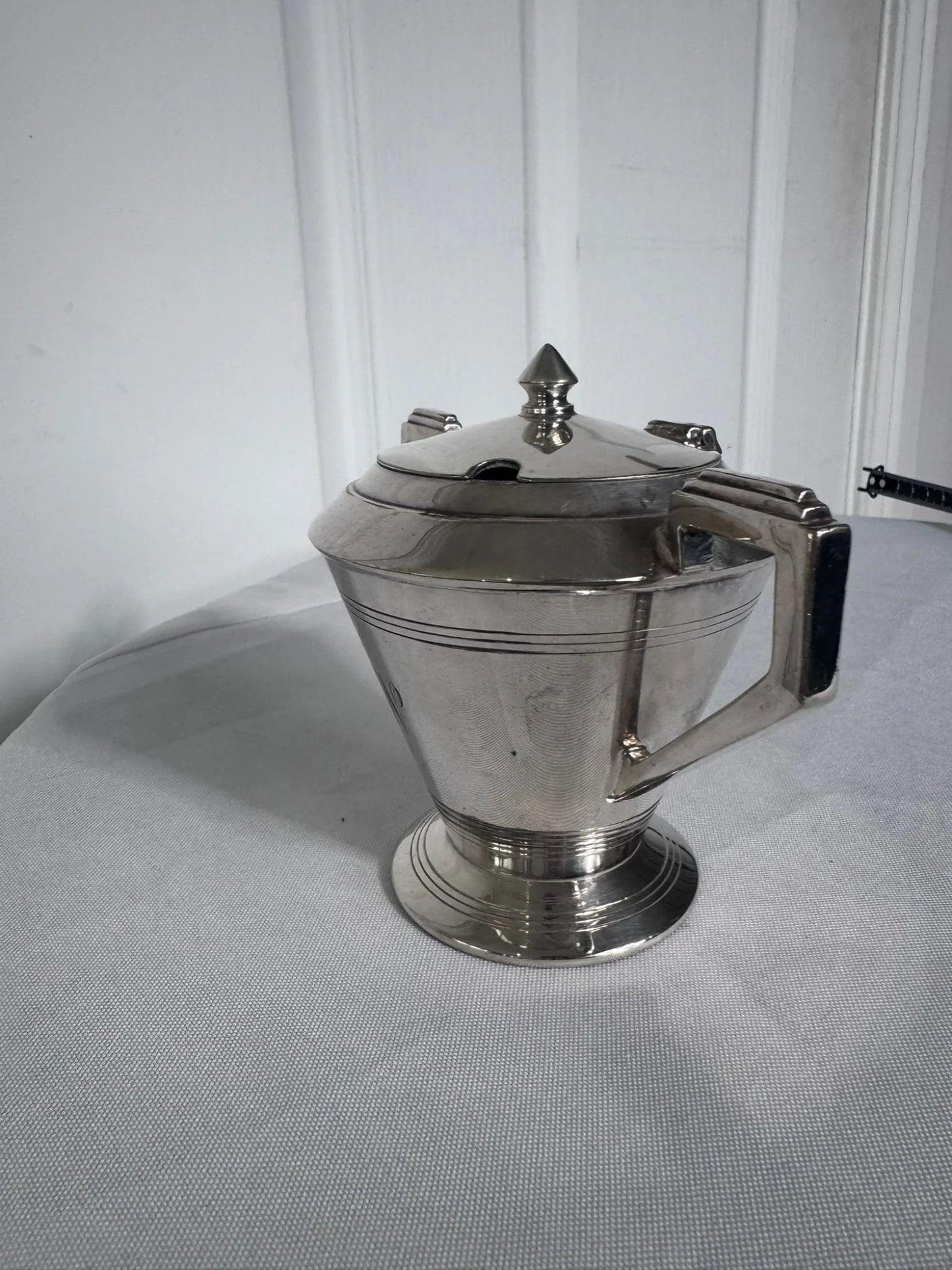 Vintage Art Deco Silver Plated Sugar Bowl With Lid - Image 3