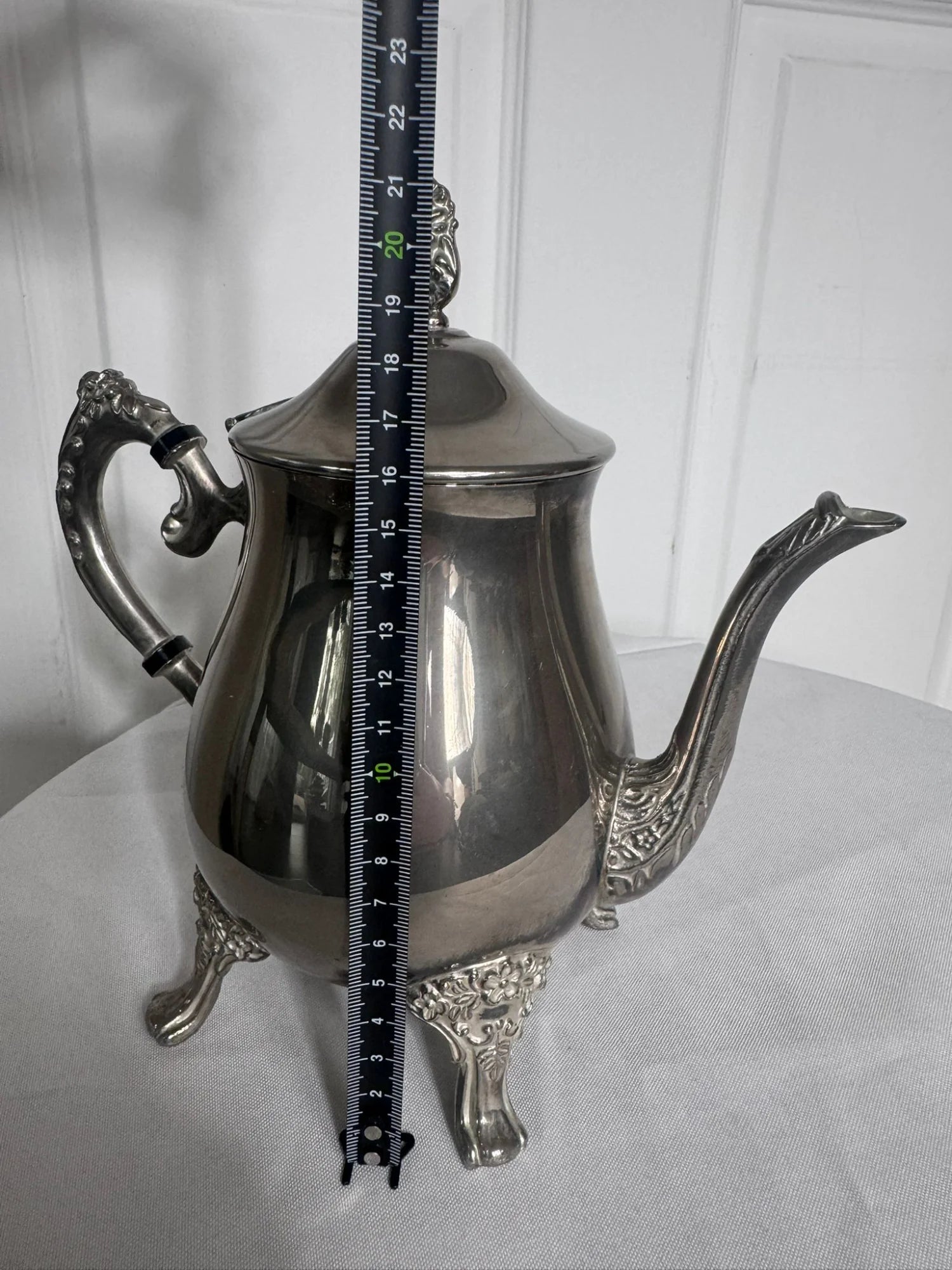 Vintage Silver Plated Teapot With Ornate Feet And Finial - Image 10