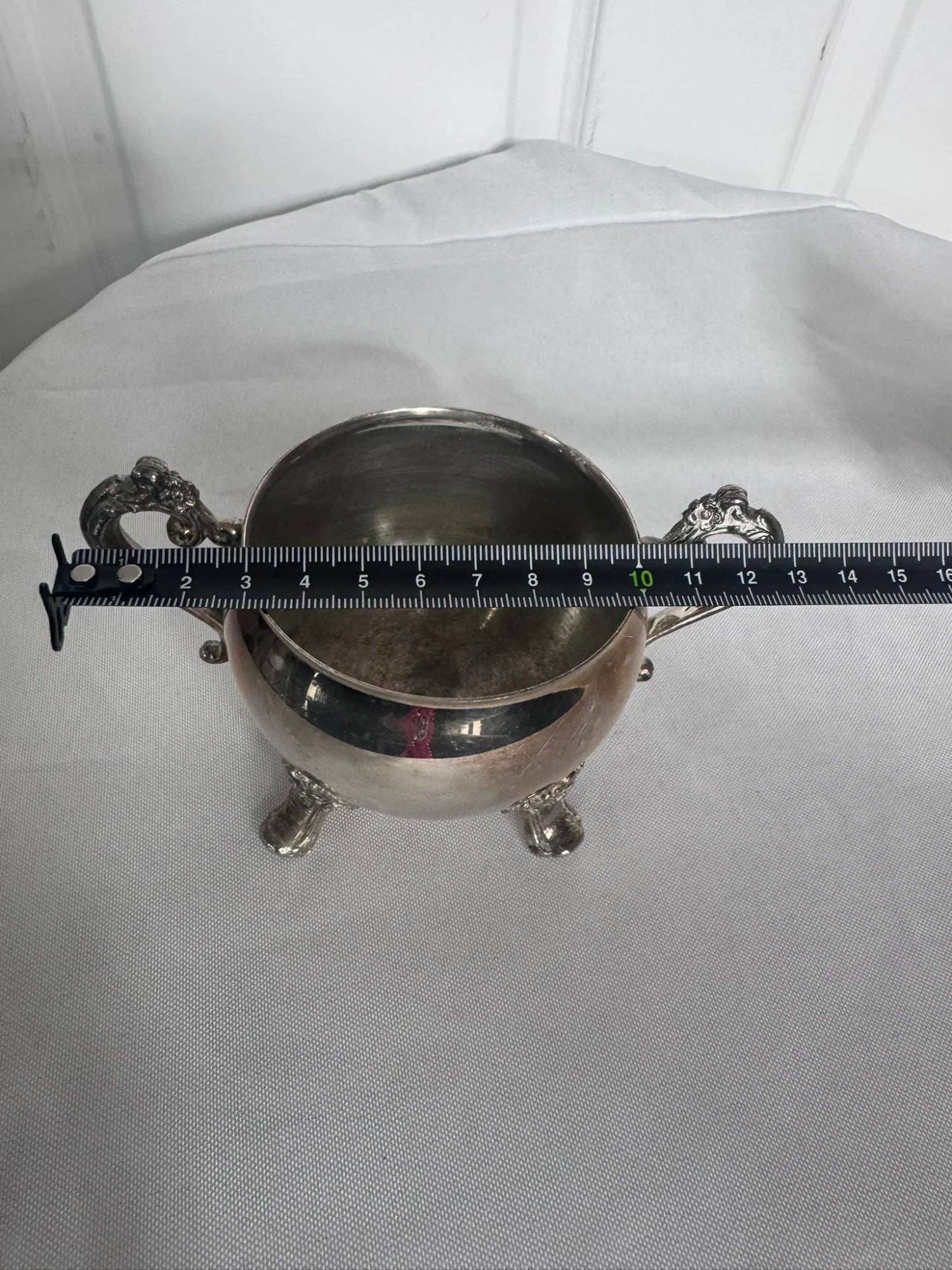 Vintage Silver Plated Two-Handled Sugar Bowl With Ornate Feet - Image 7