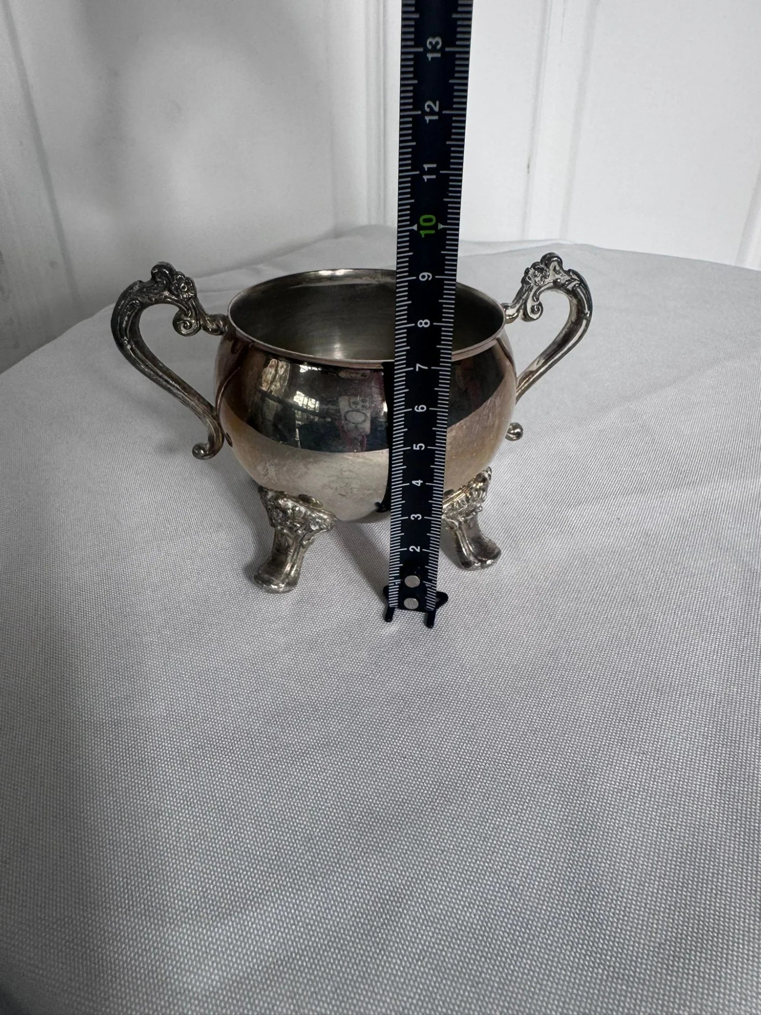Vintage Silver Plated Two-Handled Sugar Bowl With Ornate Feet - Image 10