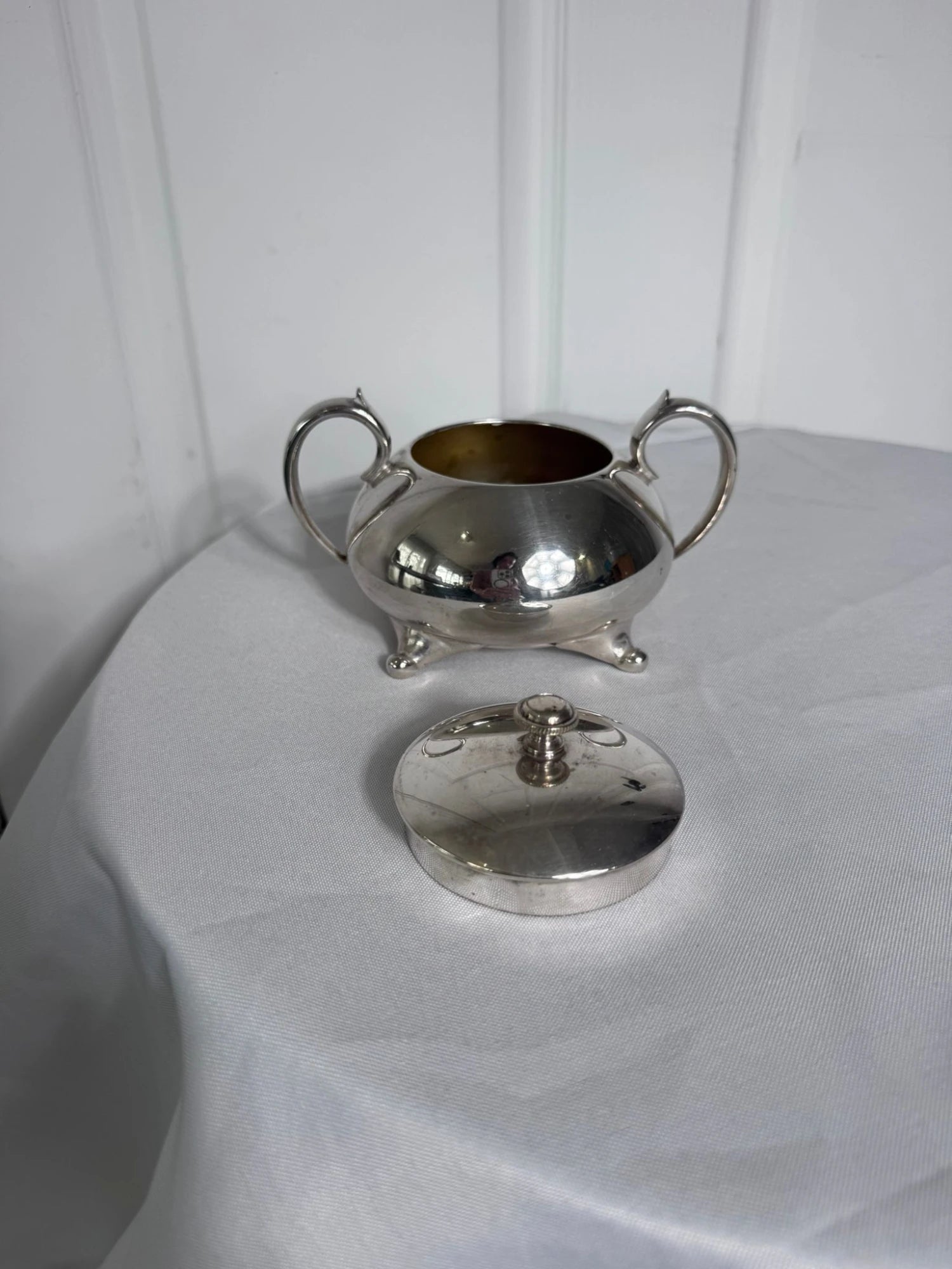 Vintage Silver Plated Sugar Bowl With Lid - Elegant Tableware - Image 6