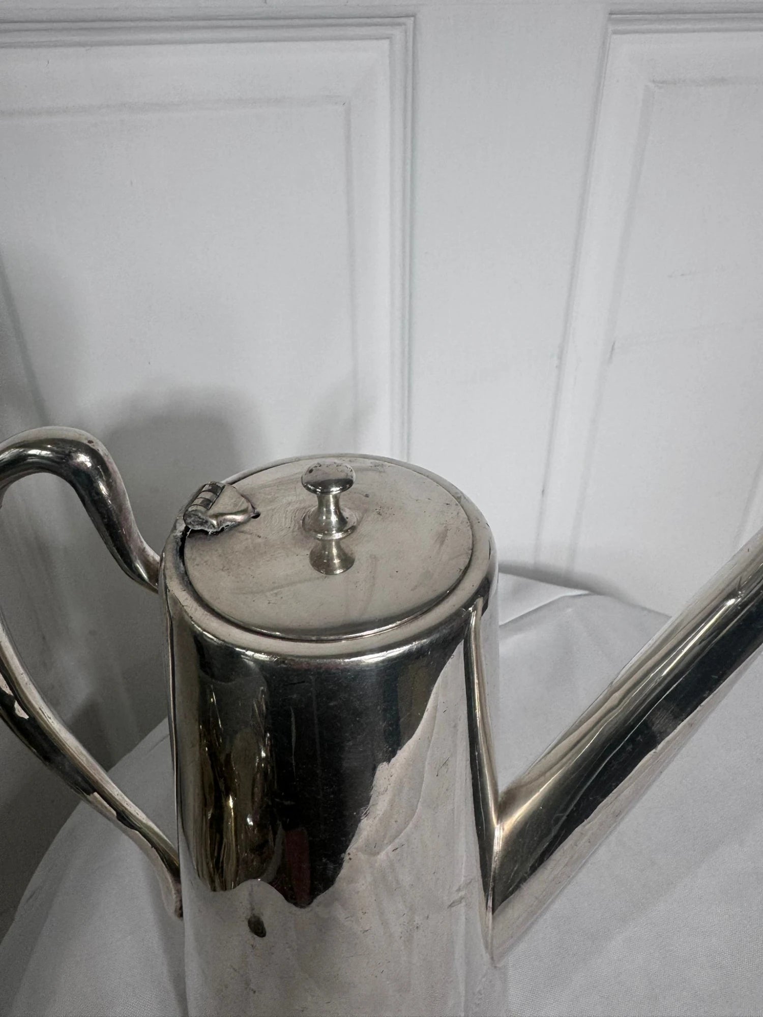 Vintage Silver Plated Tapered Coffee Pot - Elegant Mid-Century Style - Image 6