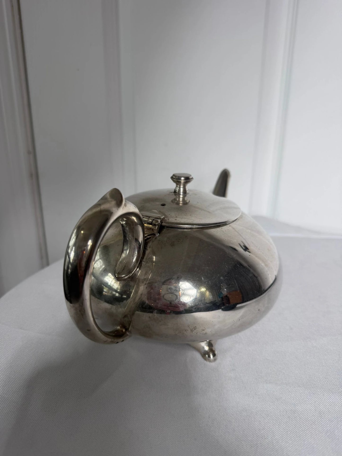 Vintage Silver Plated Teapot - Elegant Footed Design - Image 4