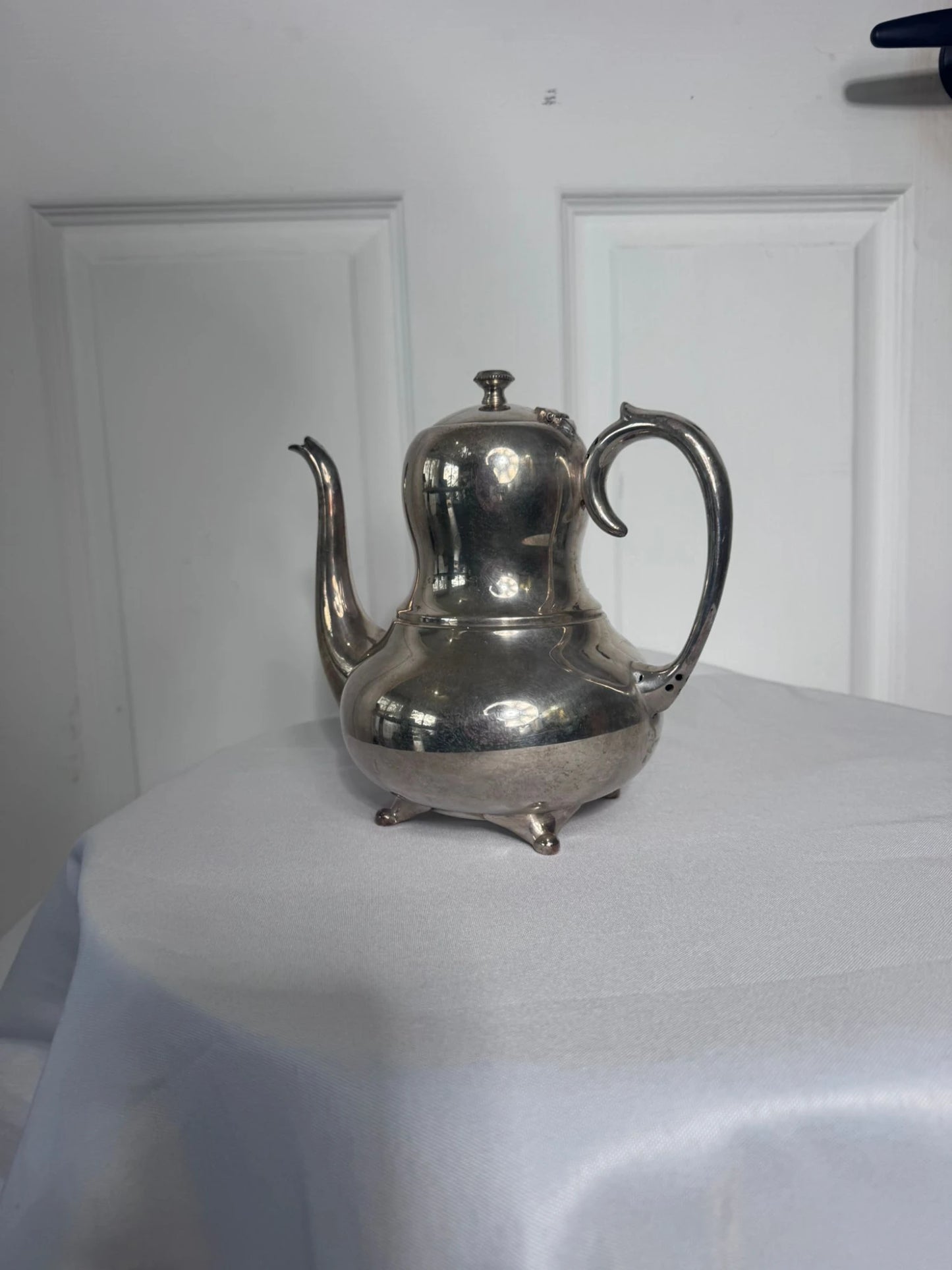 Vintage Silver Plated Teapot - Elegant Footed Design - Image 3
