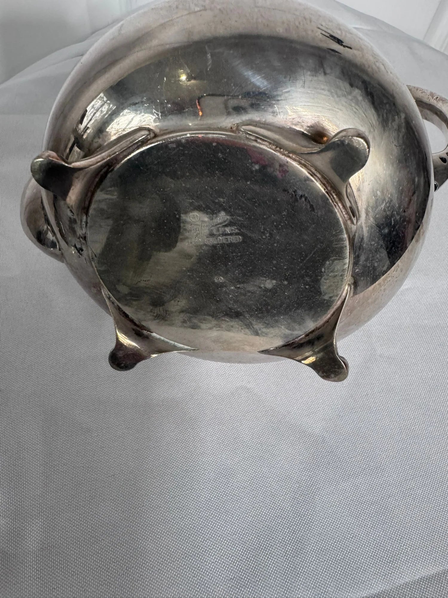 Vintage Silver Plated Teapot - Elegant Footed Design - Image 8
