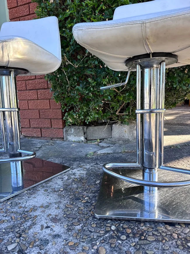 Bar Stools White Leather Adjustable Swivel Chrome Base Modern Kitchen - Image 4