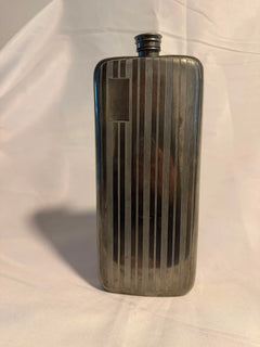Silver Plated Hip Flask 21oz Large Engine Turned Made in England Vintage - Image 9