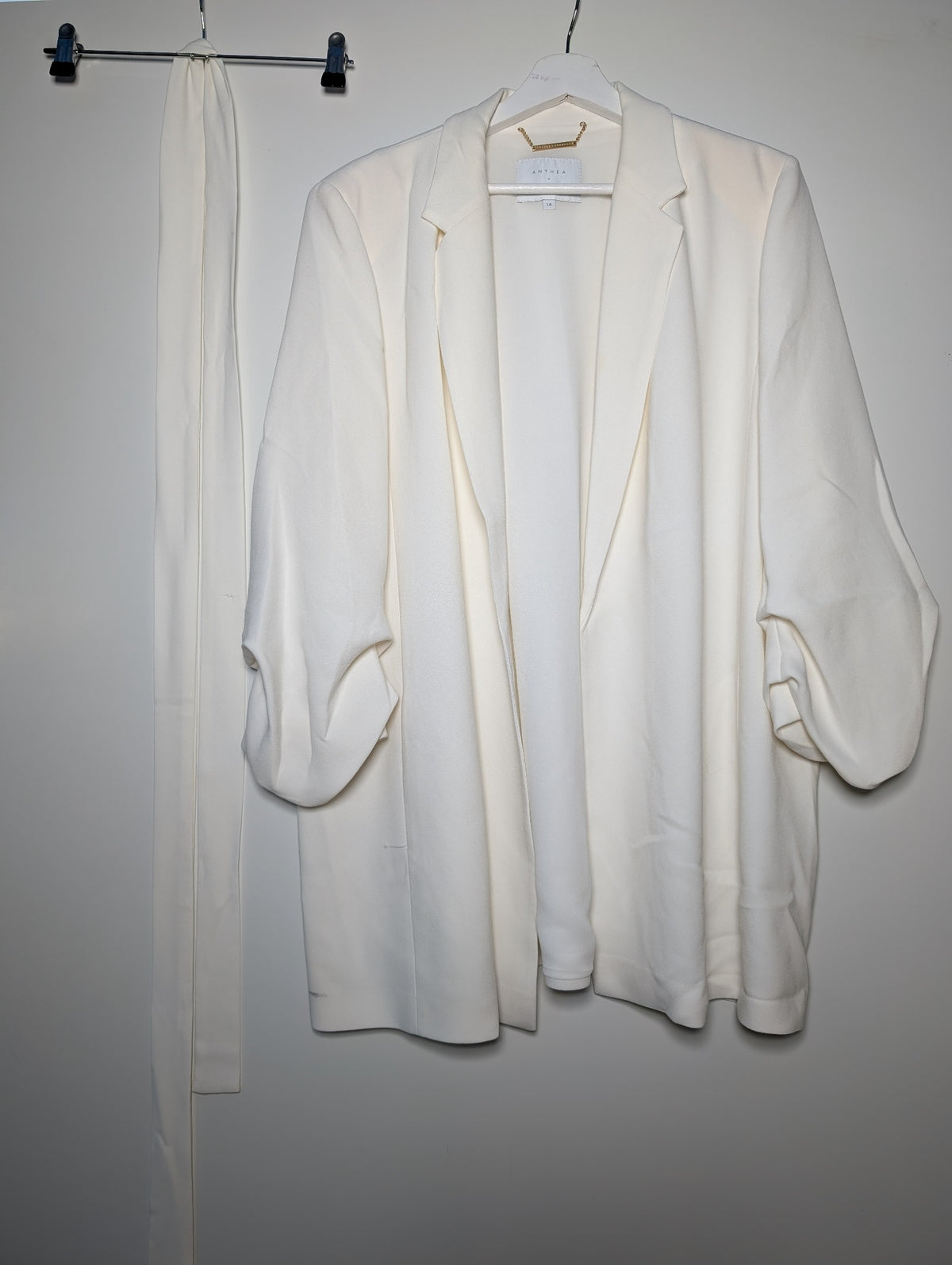 Anthea Crawford Crepe Blazer White Size 16 - Image 2