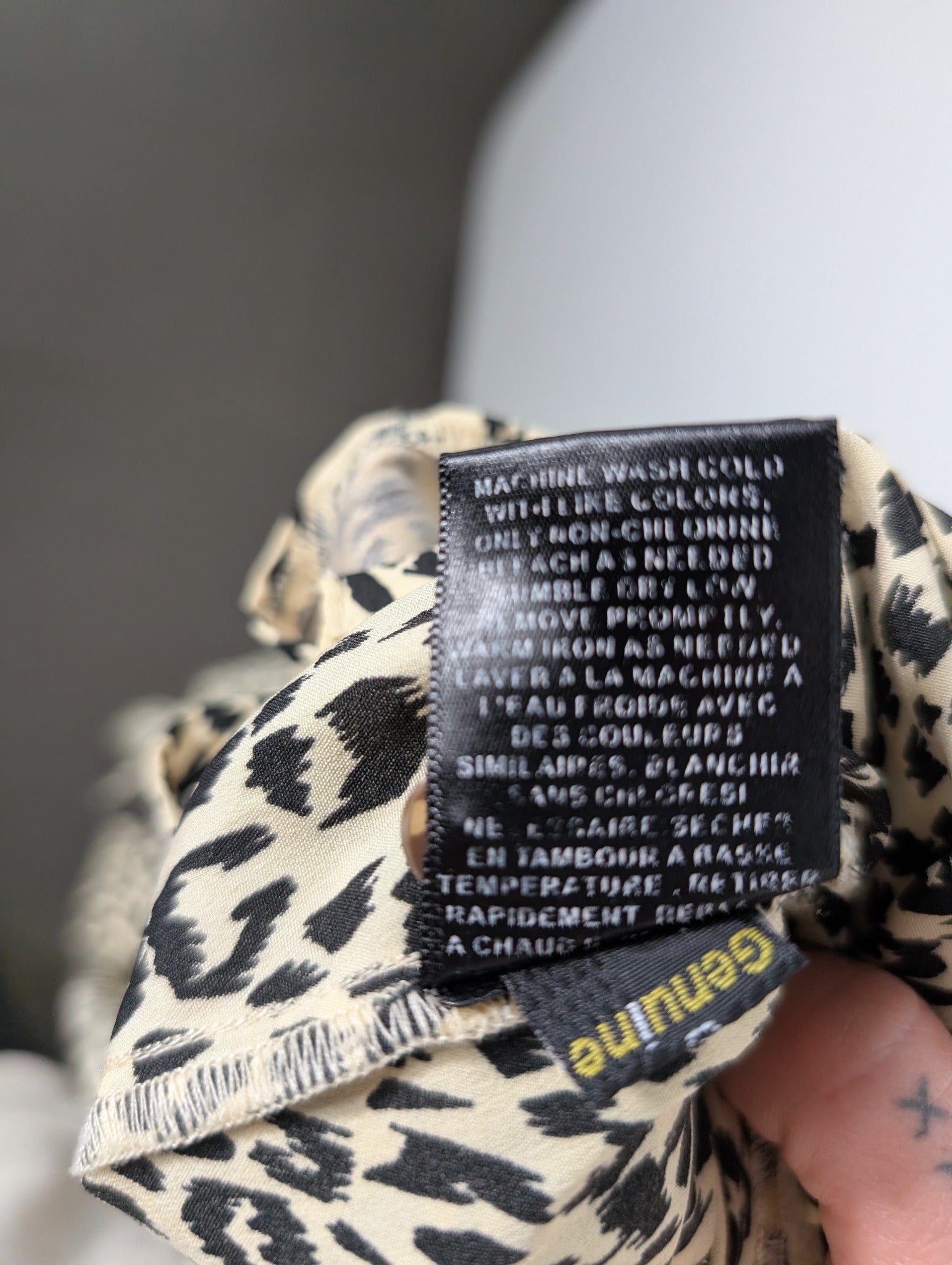 Volcom Corpo Class Leopard Print Shirt Dress Size S - Image 7