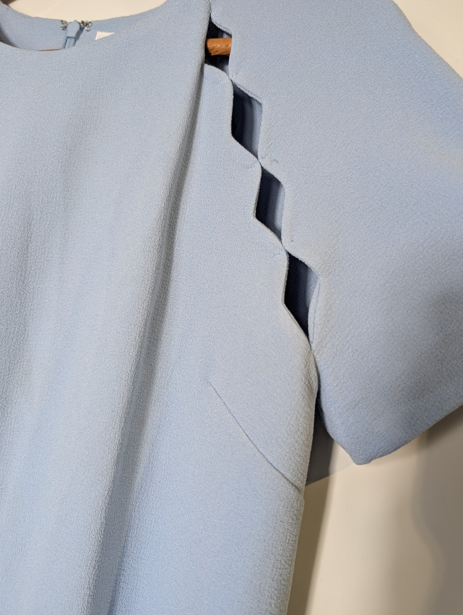 Rebecca Vallance Scalloped Cutout Blouse Light Blue AU 8 - Image 2