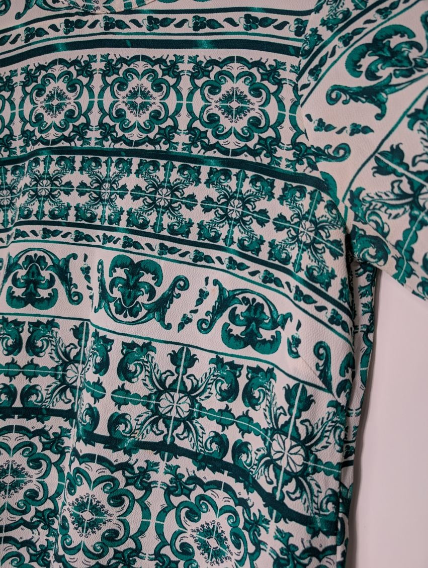H&M Long Sleeve Blouse Green and White Tile Print US 6 - Image 6