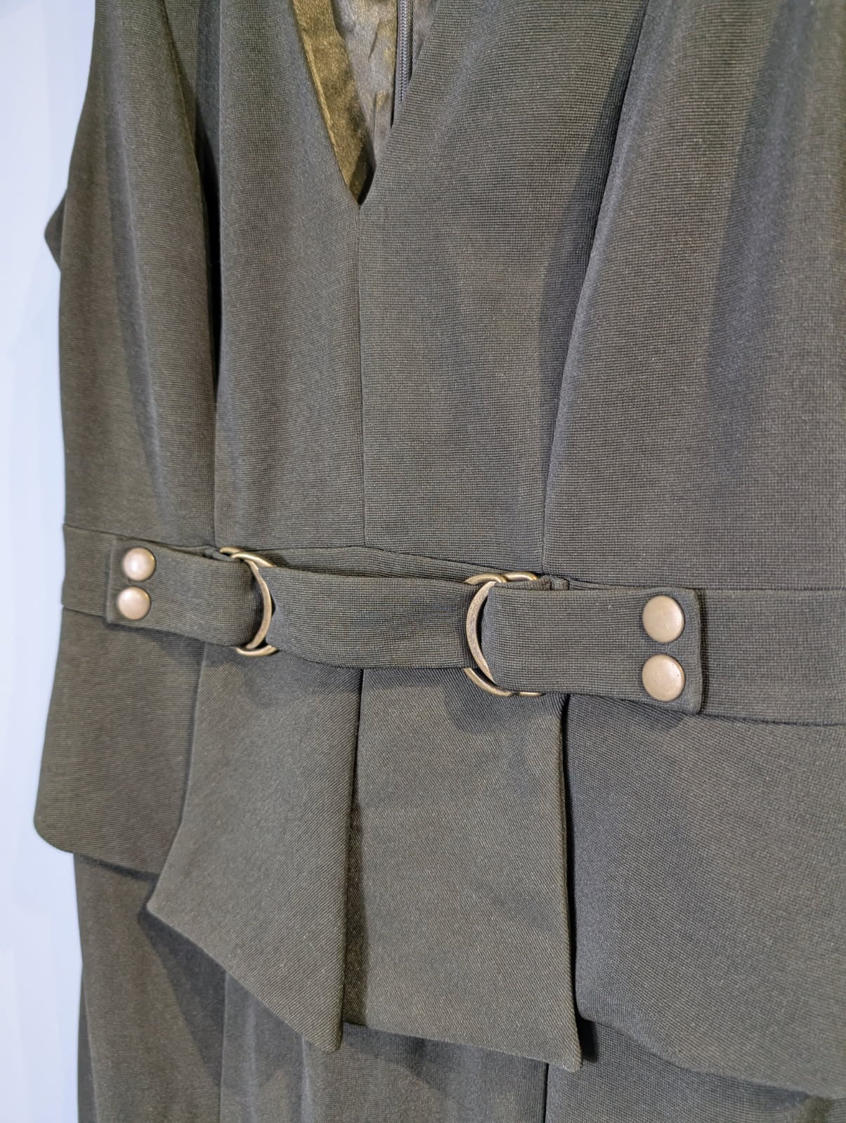 Sheike Sleeveless Peplum Dress Olive Green Size 10 - Image 8