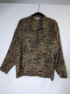 JMT Exclusively Designed Silk Shirt Leopard Print Size 34 - Image 2