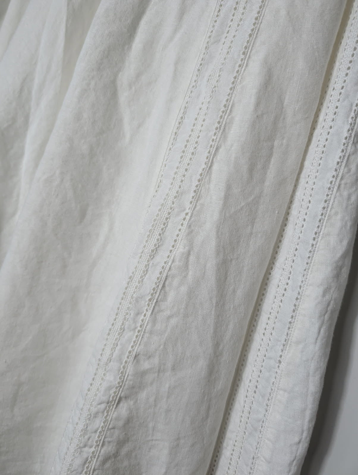 White Linen Midi Skirt with Eyelet Lace Detail EU 46 - Image 2
