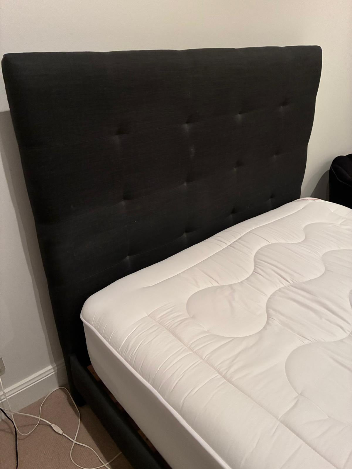 Heatherly Design Fenwick Queen Bed Head and Base Black Linen - Image 2