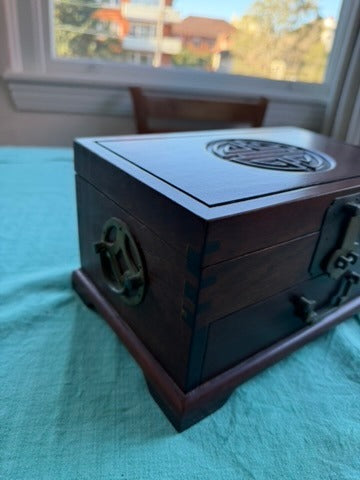 Vintage Chinese Rosewood Jewelry Box Shou Symbol Brass Hardware - Image 2