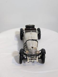 Burago Mercedes-Benz SSK 1928 Diecast Model Car 1:18 Scale White - Image 3
