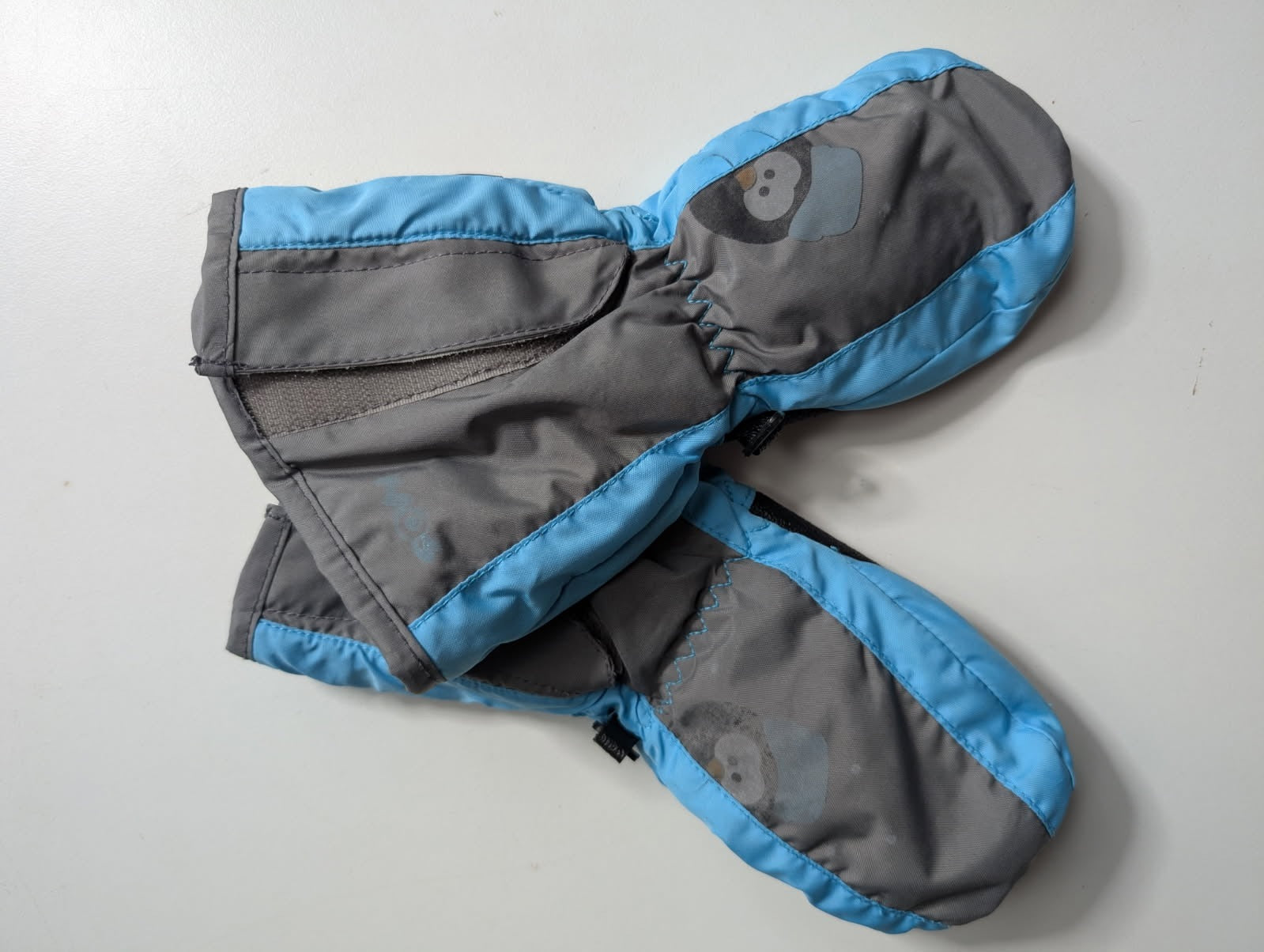 Kaos Snow-Tex Kids Winter Mittens - Blue/Grey Penguin Print Size 2XS - Image 1