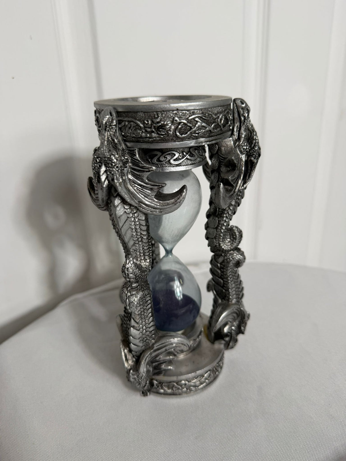 Gothic Fantasy Dragon Hourglass - Decorative Sand Timer - Image 2