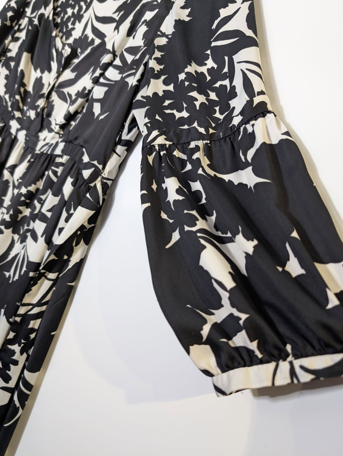 Morrissey Black and White Floral Empire Waist Dress - Image 3