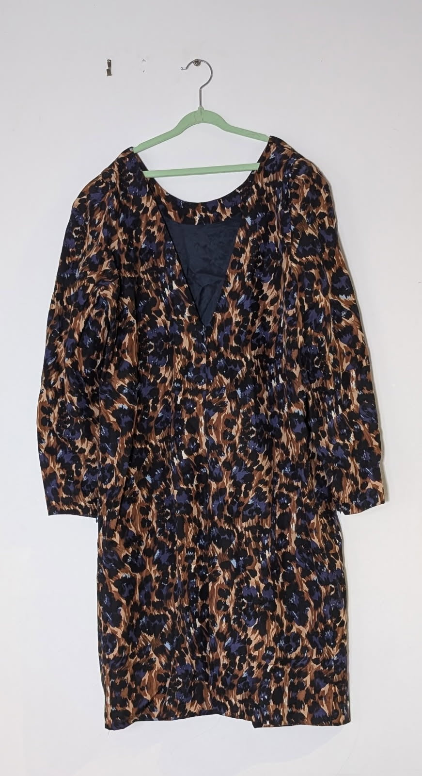 Camilla And Marc Leopard Print Long Sleeve Shift Dress - AUS 12 - Image 2