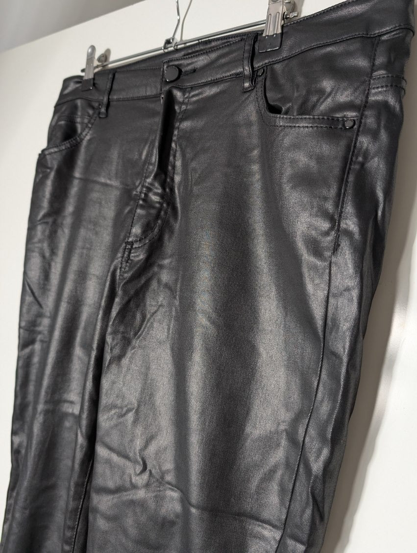 Witchery Women's Coated Skinny Jeans Black Size 14 - Image 3