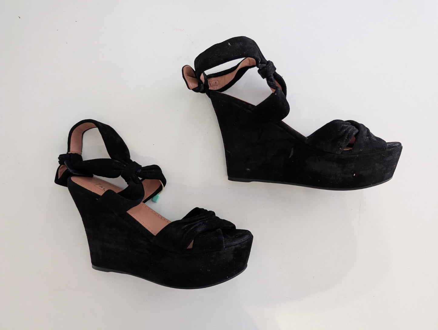 Alaïa Black Suede Bow Platform Sandals - EU 38 - Image 1